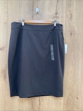 Calvin Klein New with Tags Size 12 Gray Pencil Skirt Invisible Wear to Work